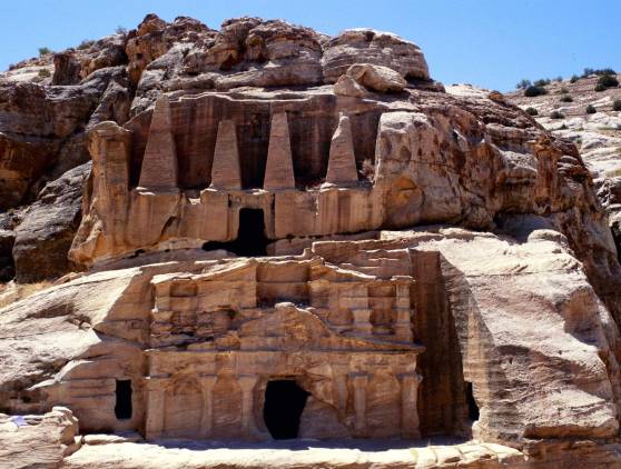 jordan_tours_petra_obelisk_tomb17_20170420_1300827286